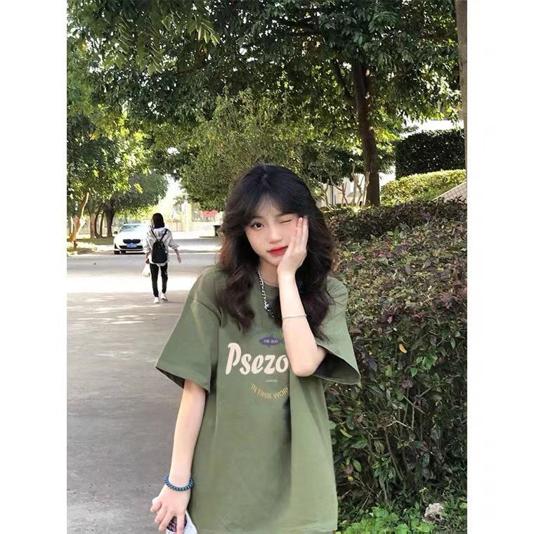 Niche retro green short-sleeved t-shirt female ins loose Korean version of the trendy original design sense summer unique chic top
