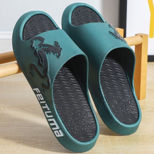 Middle and large children's slippers boys boys summer non-slip home wear wear-resistant outdoor soft bottom children's sandals and slippers