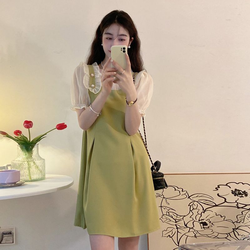 Fake two-piece dress women's summer 2022 new French design sense of fungus side waist slim puff sleeve skirt