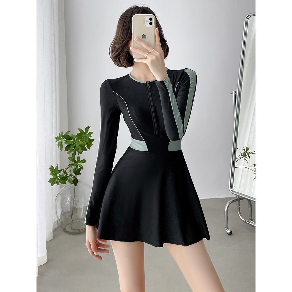 Swimsuit female Xia Chaoxian conservative professional one-piece skirt style 2022 new style cover belly slimming long-sleeved sunscreen hot spring swimsuit