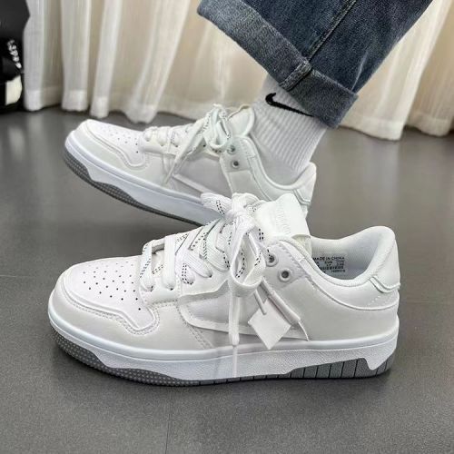 Super hot small white shoes  women's lightweight all-match casual sports shoes ins trendy niche couples net red hot style sneakers
