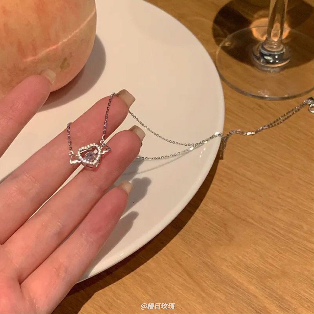 Ins Love Wings Necklace Female Light Luxury Niche Design Cupid Heart Clavicle Chain Simple Temperament Pendant