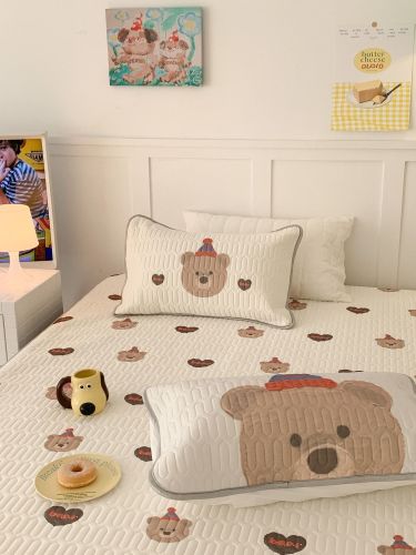 Ins Summer Love Bear Ice Silk Latex Soft Mat Three-piece Set Fitted Sheet Air Conditioning Cool Silk Mat Washable
