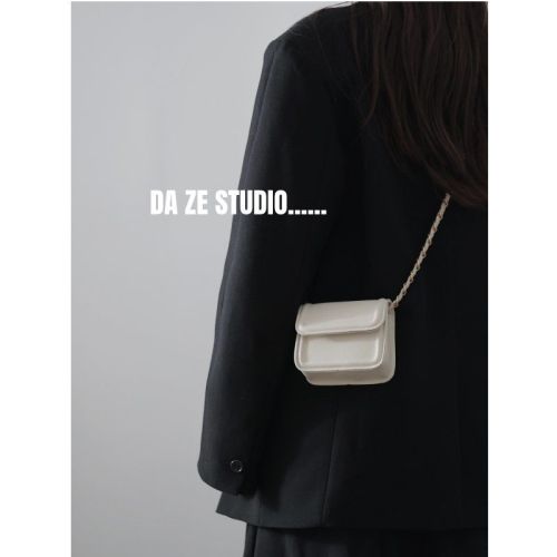 Bag women 2021 new summer one-shoulder Messenger chain bag niche high-quality texture 2022 mini small square bag