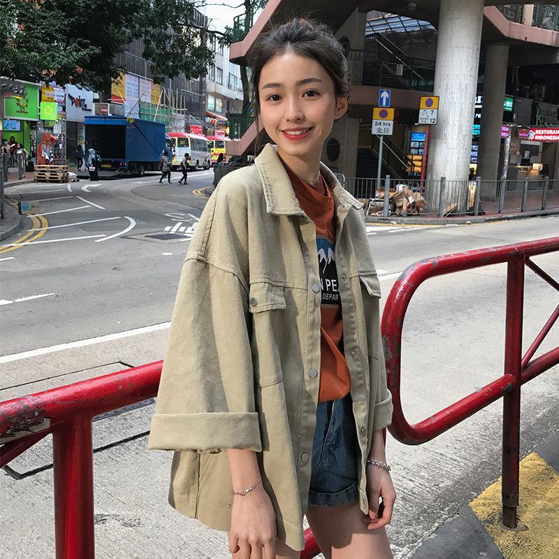 Spring and autumn new Korean version loose big pocket retro denim jacket female student Harajuku style tooling bf Hong Kong flavor shirt