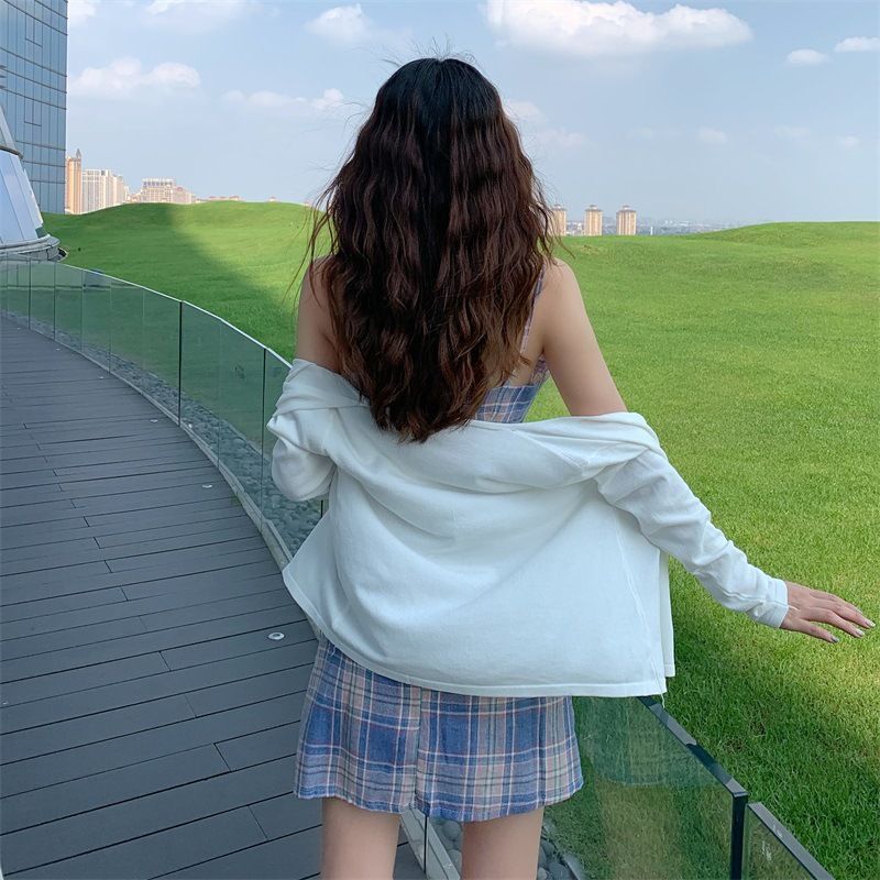 French first love suspender dress women's short section 2023 new small man retro sweet retro sweet age-reducing niche skirt summer