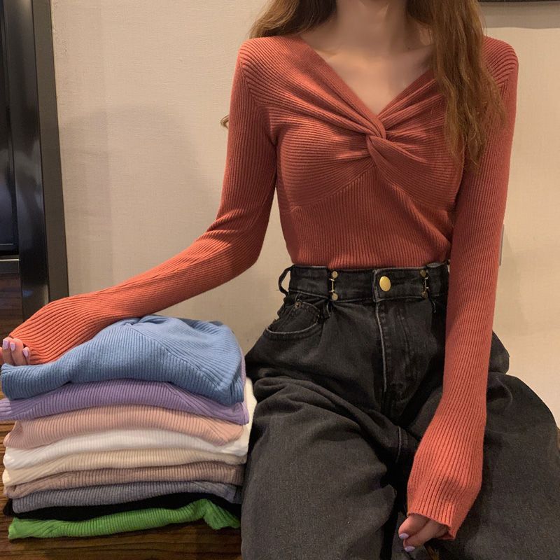 2023 new women's spring and autumn foreign style v-neck sweater bottoming shirt with long-sleeved knitted top clothes all-match hot trend
