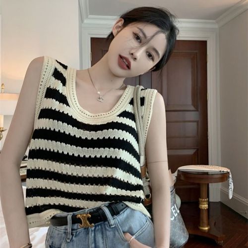Spice girl striped outer wear small camisole female inner wear 2023 summer new fashion western style fashionable sleeveless top