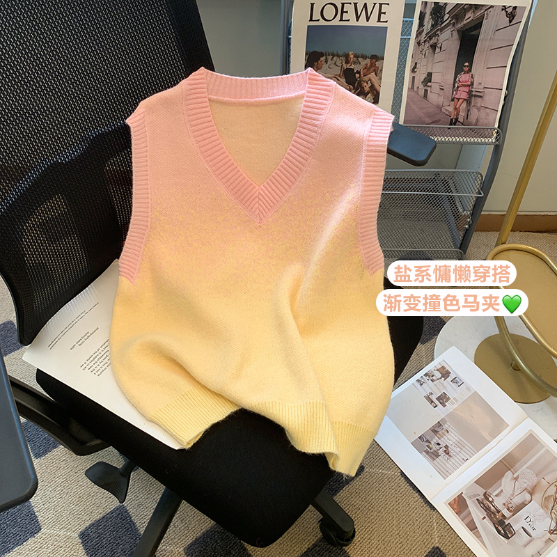 2023 spring and autumn new sweet and age-reducing pink gradient vest sleeveless bottoming shirt fashion top knitwear