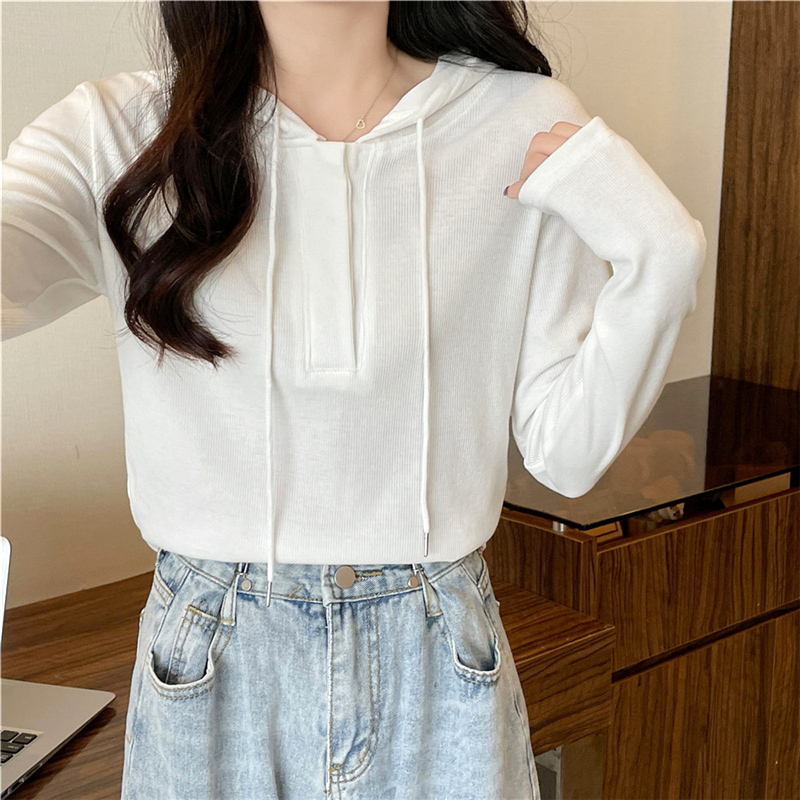 Pure desire wind autumn and winter new hooded design sense long-sleeved solid color inner wear niche long-sleeved fresh and simple