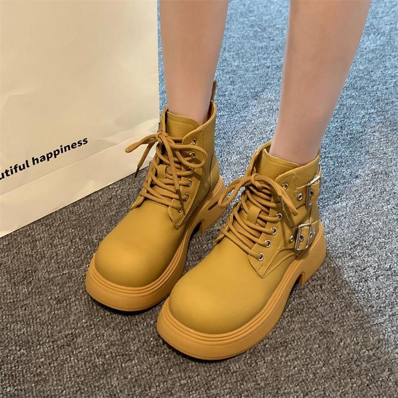 Little Sweet Child Retro Thick-soled Belt Buckle Martin Boots Women's Summer 2023 New Motorcycle Boots Short-barreled Rhubarb Boots