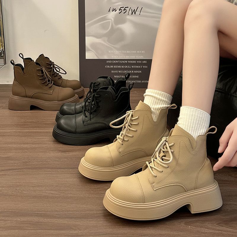 Boots women's short boots 2023 early autumn new fashion small soft bottom non-slip British style rhubarb boots Martin boots