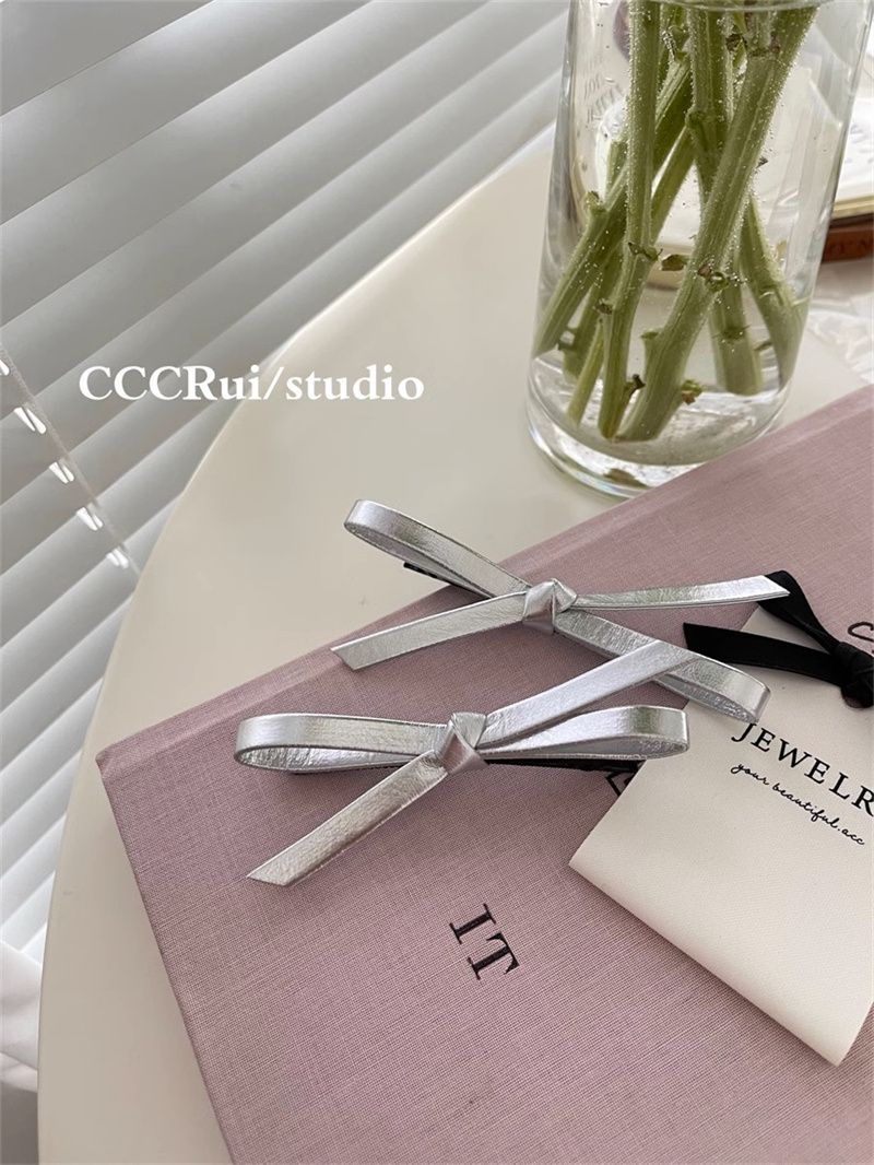 Korean metal silver leather texture bow hair clip silver niche duckbill clip temperament word side clip new female