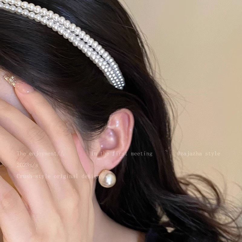 Multi-layered pearl fabric headband for women summer 2023 new high skull pressure hair headband temperament versatile outing headwear