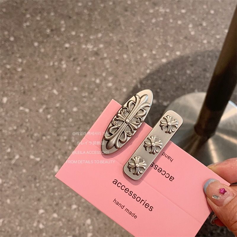 Korean blogger with the same metal gray retro cross hair clip broken hair clip high-end female word clip bangs side clip