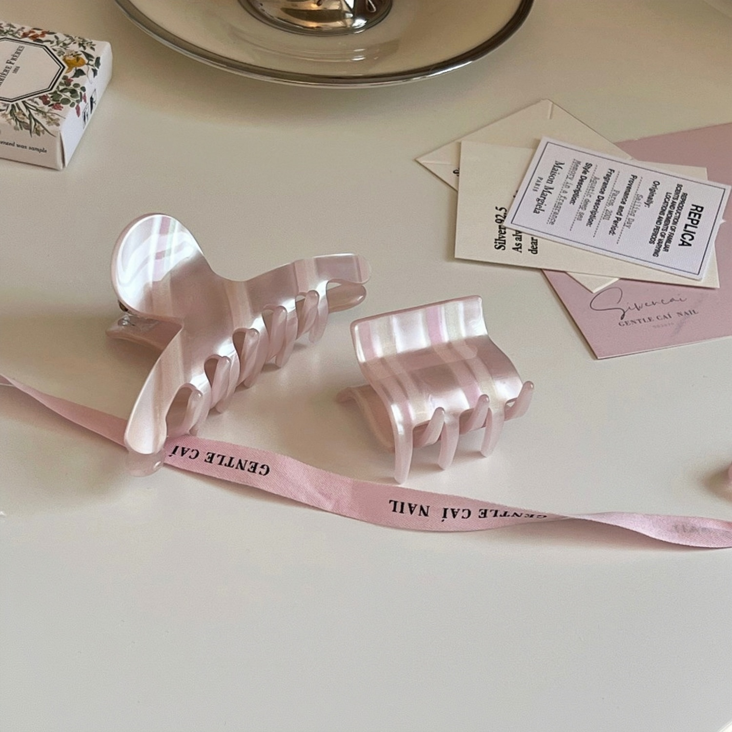 Spring and summer new super fairy niche pink ice cream magic color shark clip design sense square plate hair clip acetic acid clip