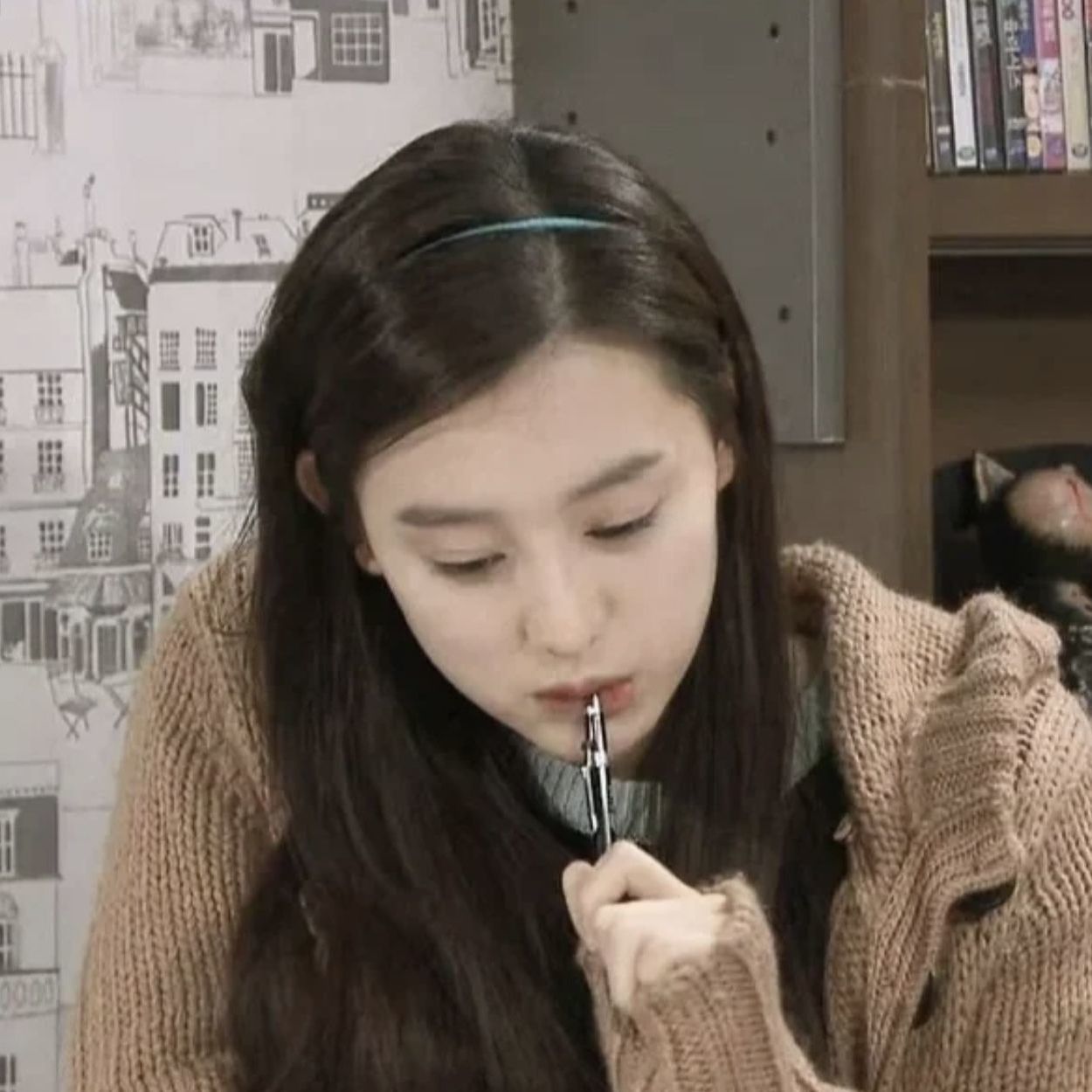 Kim Ji-won and Oni's same style headband and hair accessories Korean cat eye candy color Korean ins style satin thin hairband