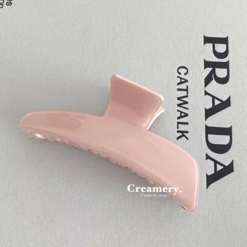 Jelly feeling ~ tender strawberry milk light pink hair grabbing the back of the head plate hair clip shark clip hair accessories new