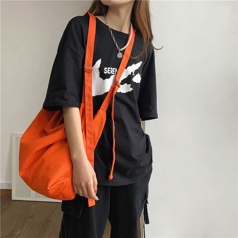 Hong Kong style fashion versatile ins crossbody bag women's large capacity retro canvas bag Korean version Japanese student class bag trendy