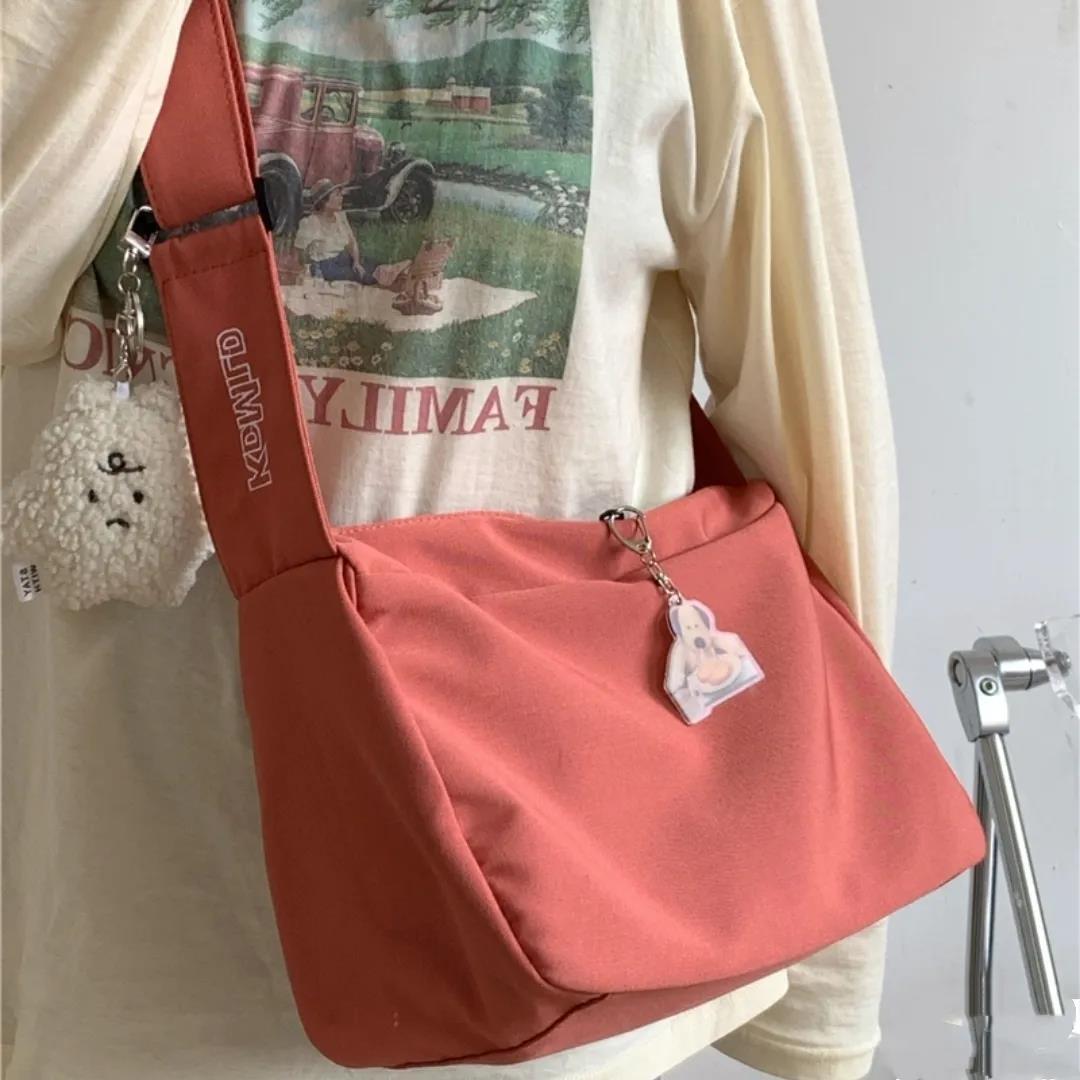 ins niche retro street photography simple large-capacity crossbody bag female versatile casual shoulder bag bag class commuting bag