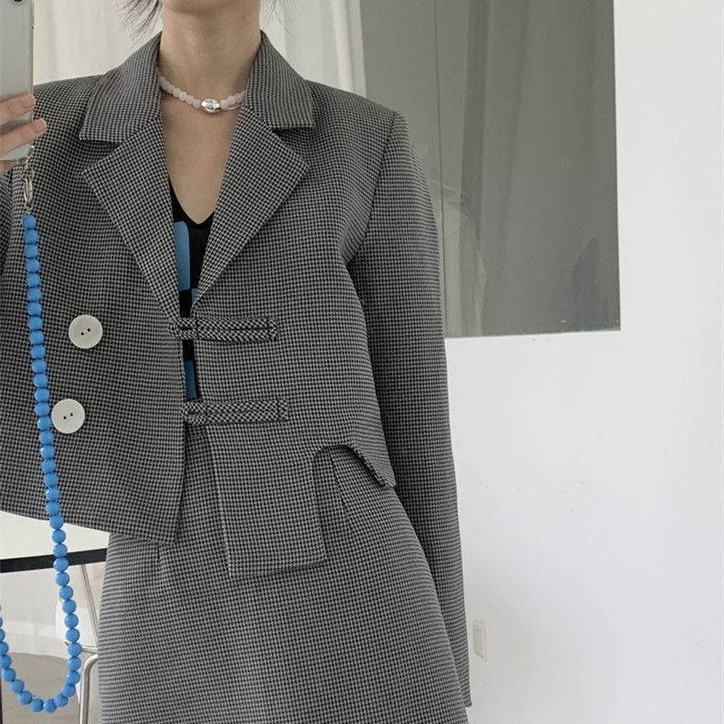 Anni/autumn and winter classics are here on time! Retro thin woolen houndstooth suit, jacket and A-line skirt