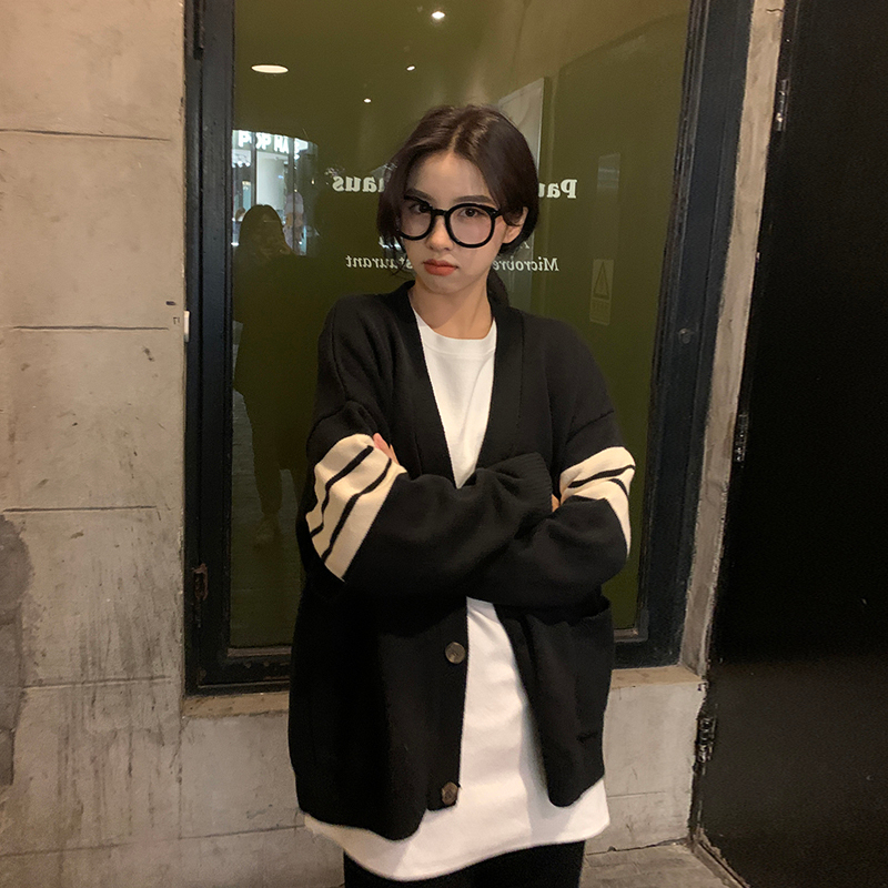 New autumn and winter Korean style striped outer wear, lazy style, versatile loose v-neck sweater, cardigan knitted jacket for women