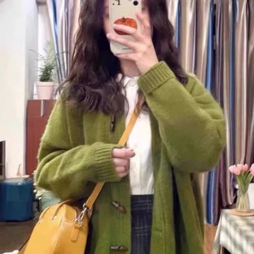 Retro petite moss green retro horn button sweater cardigan coat loose lazy style versatile top for women