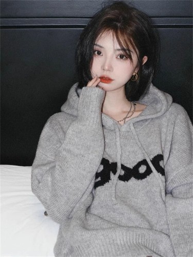 Japanese retro gentle style hooded sweater top for women early autumn outer wear lazy high-end soft waxy sweater jacket