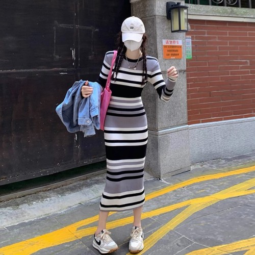 Large quantities of Tmall quality striped knitted dress mid-length over-the-knee sweater base skirt