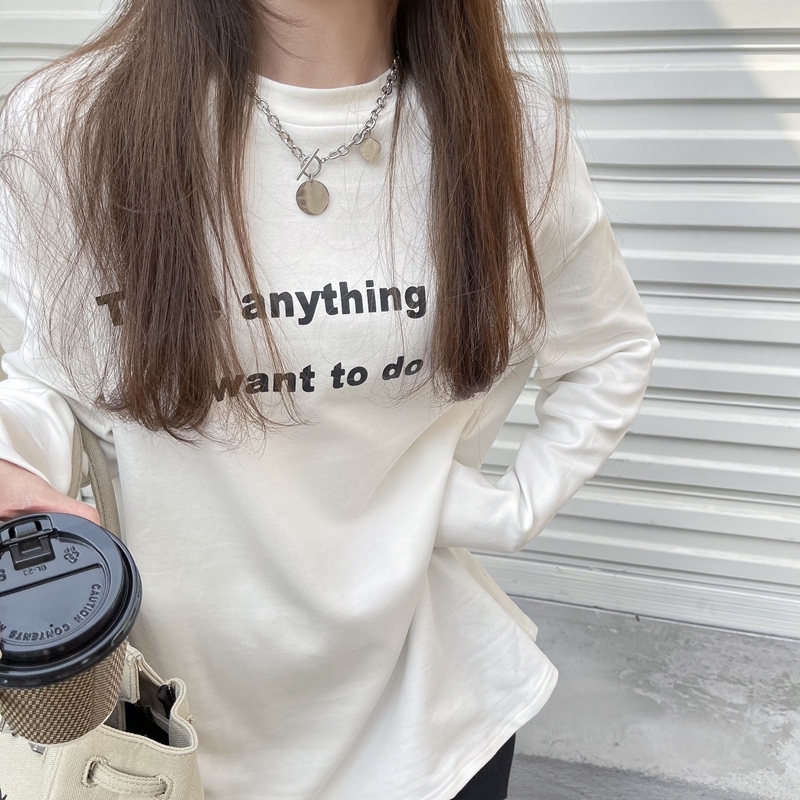 Real shot of winter letter printed loose velvet thickened mid-length T-shirt worn as a brushed white bottoming top