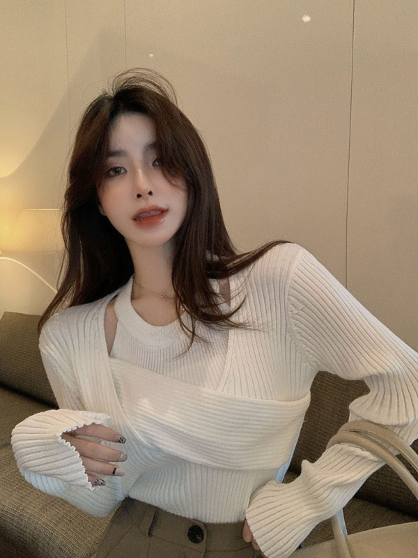 實拍！掛脖內搭背心毛衣女兩件套設計感復古針織打底衫2311