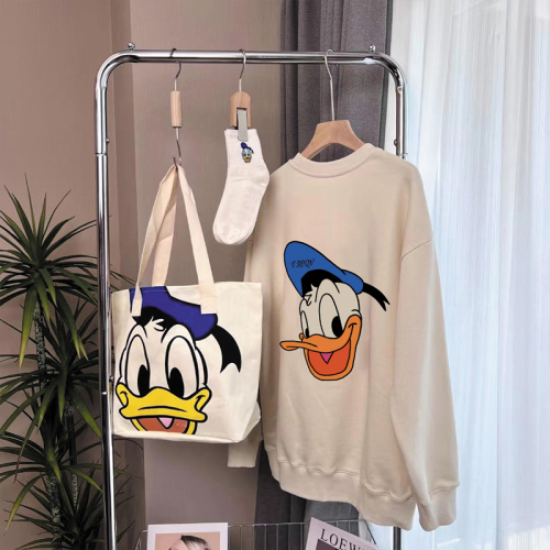 Exclusively for Tmall [Chinese cotton composite silver fox velvet] new Donald Duck printed round neck sweatshirt trendy