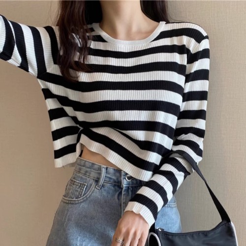 Korean fashionable striped long-sleeved T-shirt for women early autumn American retro slim-fitting shirt hot girl sweater top