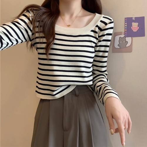 French U-neck black and white striped long-sleeved T-shirt autumn and winter tops for women new Korean style light and sophisticated style inner base sweater