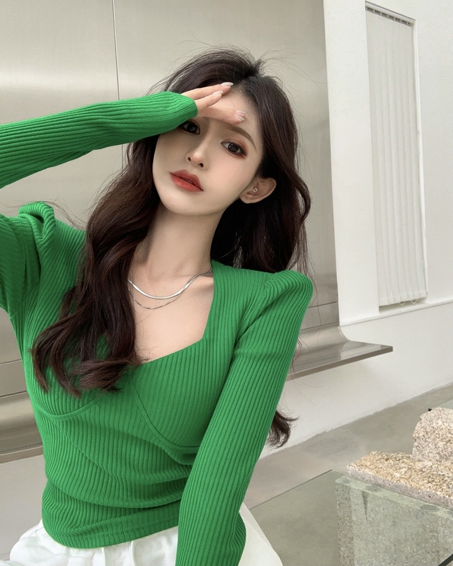 Actual shot of autumn and winter style square collar puff sleeve slim fit long-sleeved T-shirt brushed pit strip bottoming shirt top