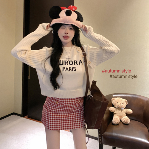 Letter jacquard sweater women's autumn and winter new style small loose short niche long-sleeved sweater metal button top