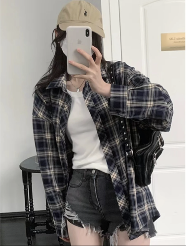 Plaid shirt women's new summer design niche outer wear sun protection shirt high-end long-sleeved top jacket