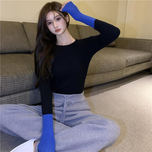 Real shot of autumn and winter new chic slim round neck core-spun yarn contrasting splicing knitted sweater bottoming shirt for women