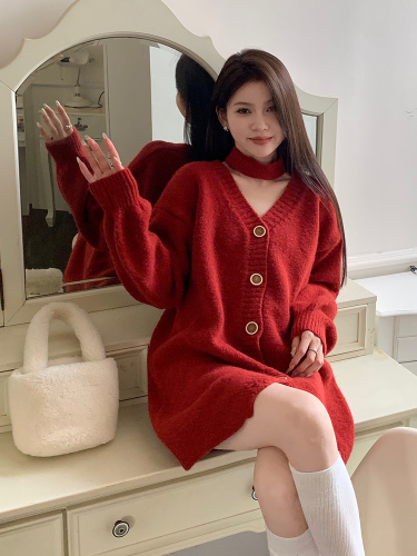 Solid color autumn Korean fashionable lazy style v-neck soft waxy long-sleeved slim knitted halterneck sweater for women loose