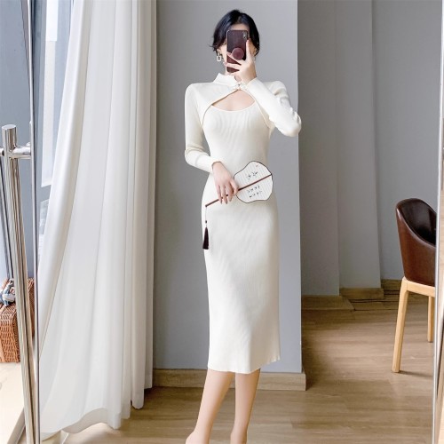 The rich daughter's new Chinese style improved cheongsam long-sleeved knitted dress women's spring and autumn Republican style small dress