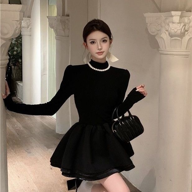Aunt Barbie's daughter little black dress princess dress women's autumn and winter coat with half turtleneck knitted skirt tutu skirt