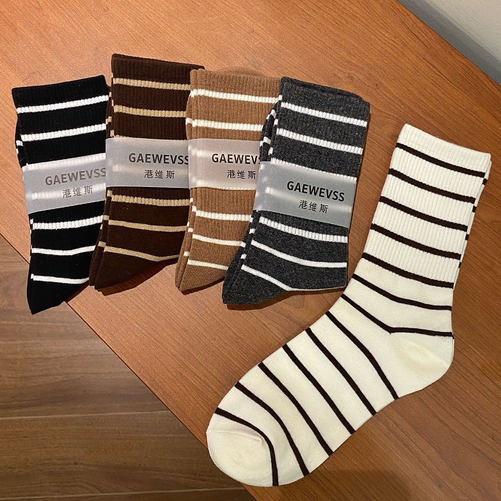 Autumn and winter new striped sports pile socks ins casual Korean fashion college style women's socks versatile and comfortable mid-calf stockings