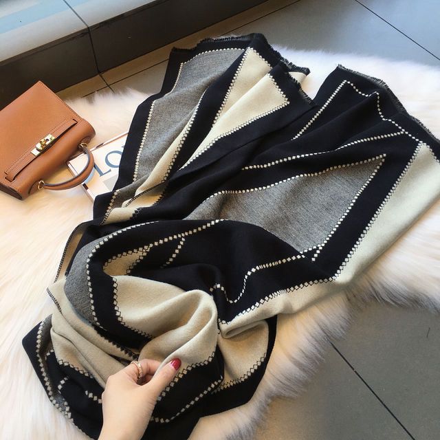 New scarf for women, winter style, Internet celebrity, versatile color matching, double-sided cashmere scarf, women's winter warm wool shawl