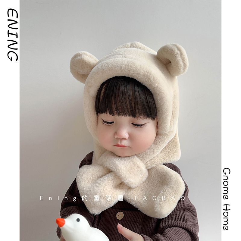 Baby hat and scarf integrated autumn and winter style plush hat for boys and girls, baby cute and super cute winter warm hat trend