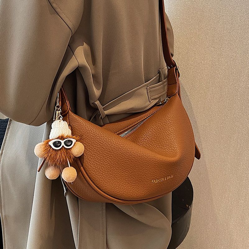 High-end textured soft leather bag for women 2023 new trendy and versatile popular crossbody bag niche design single shoulder dumpling bag