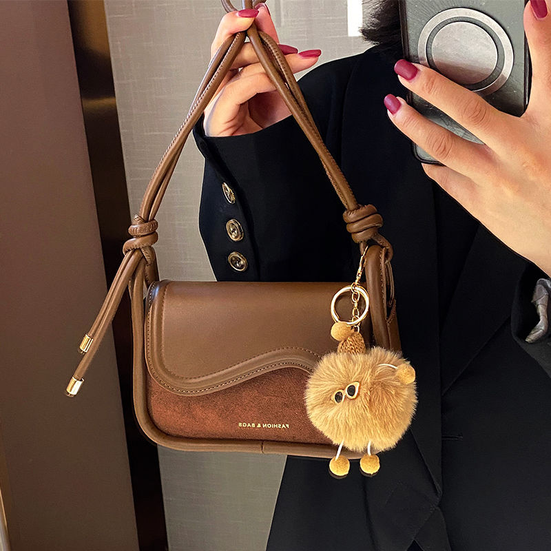 Autumn and winter niche design trendy retro armpit small square bag high-end texture foreign style one-shoulder cross-body bag for women