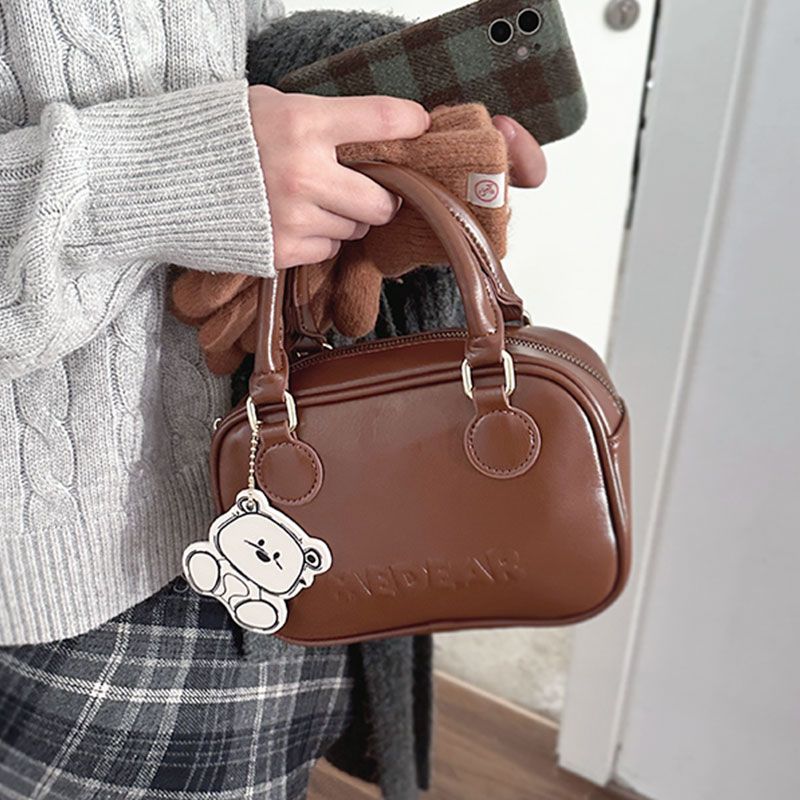 Korean handheld small bag for women 2023 new autumn and winter retro fashion small square bag high-end versatile crossbody bag
