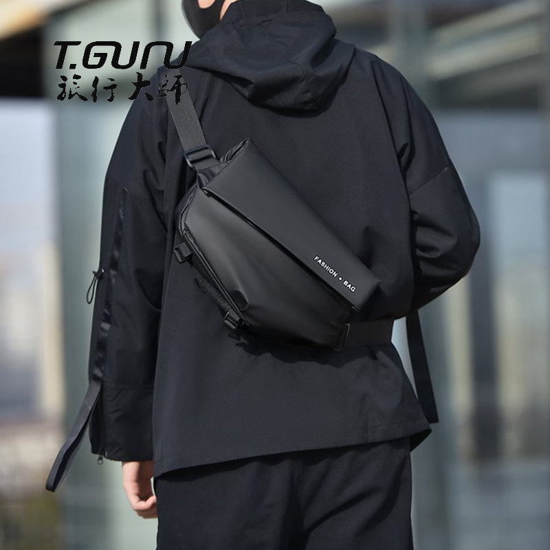 Travel Master Messenger Bag Men's Large Capacity Trendy Motorcycle Crossbody Shoulder Bag Sports Backpack Men's Cycling Bag