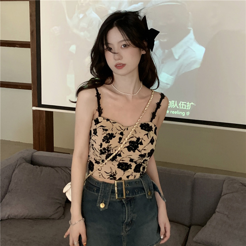 實拍~法式純欲別致玫瑰吊帶背心女內搭外穿上衣修身顯瘦抹胸