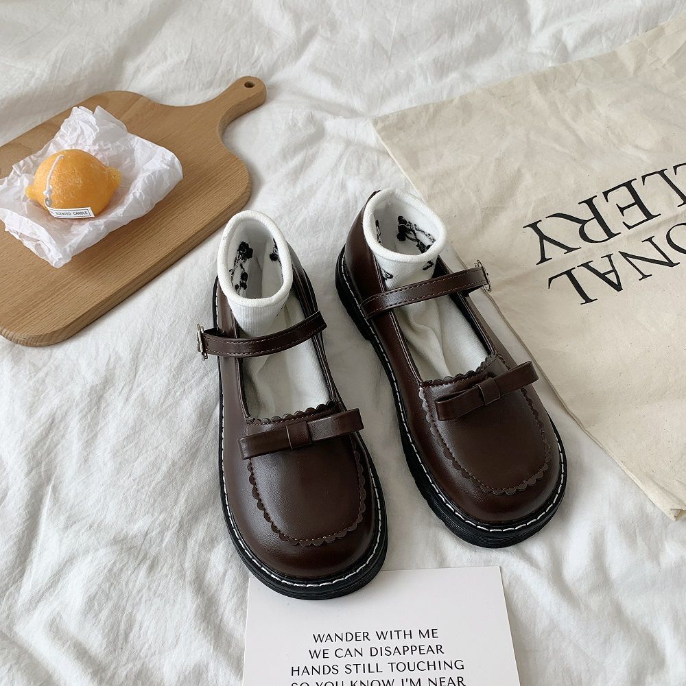 Small leather shoes for women 2021 spring new Korean version versatile soft leather with skirt Japanese style women's jk one-word buckle Mary Jane shoes